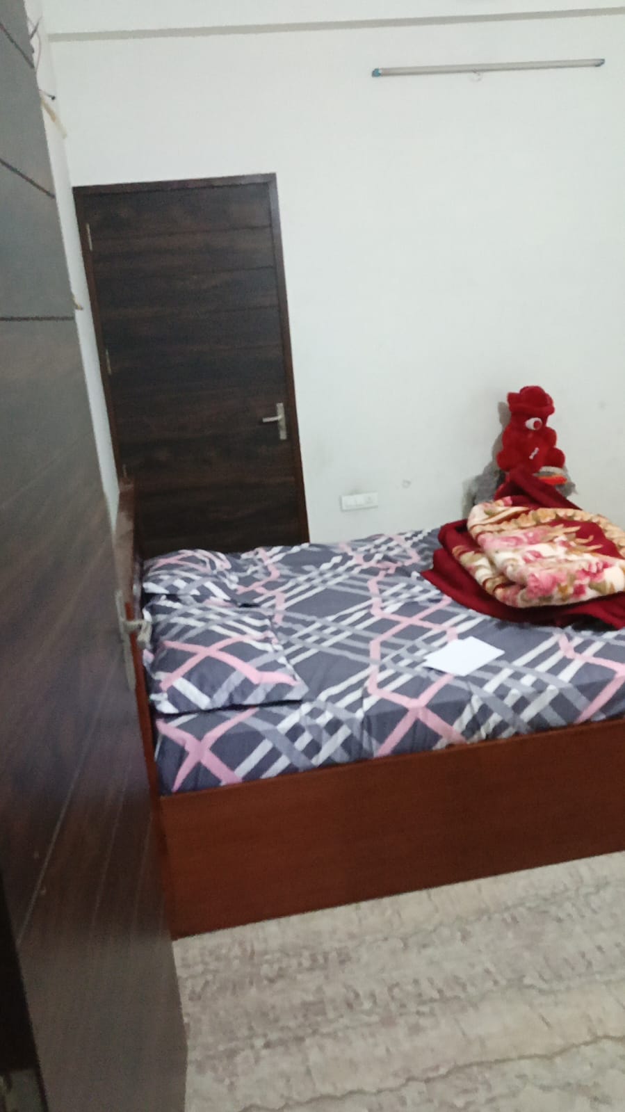 2 BHK Semi-Furnished Flat for Rent in Gopalpura-Gopalpura-Jaipur